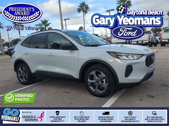 2026 Ford Escape ST-Line's photo