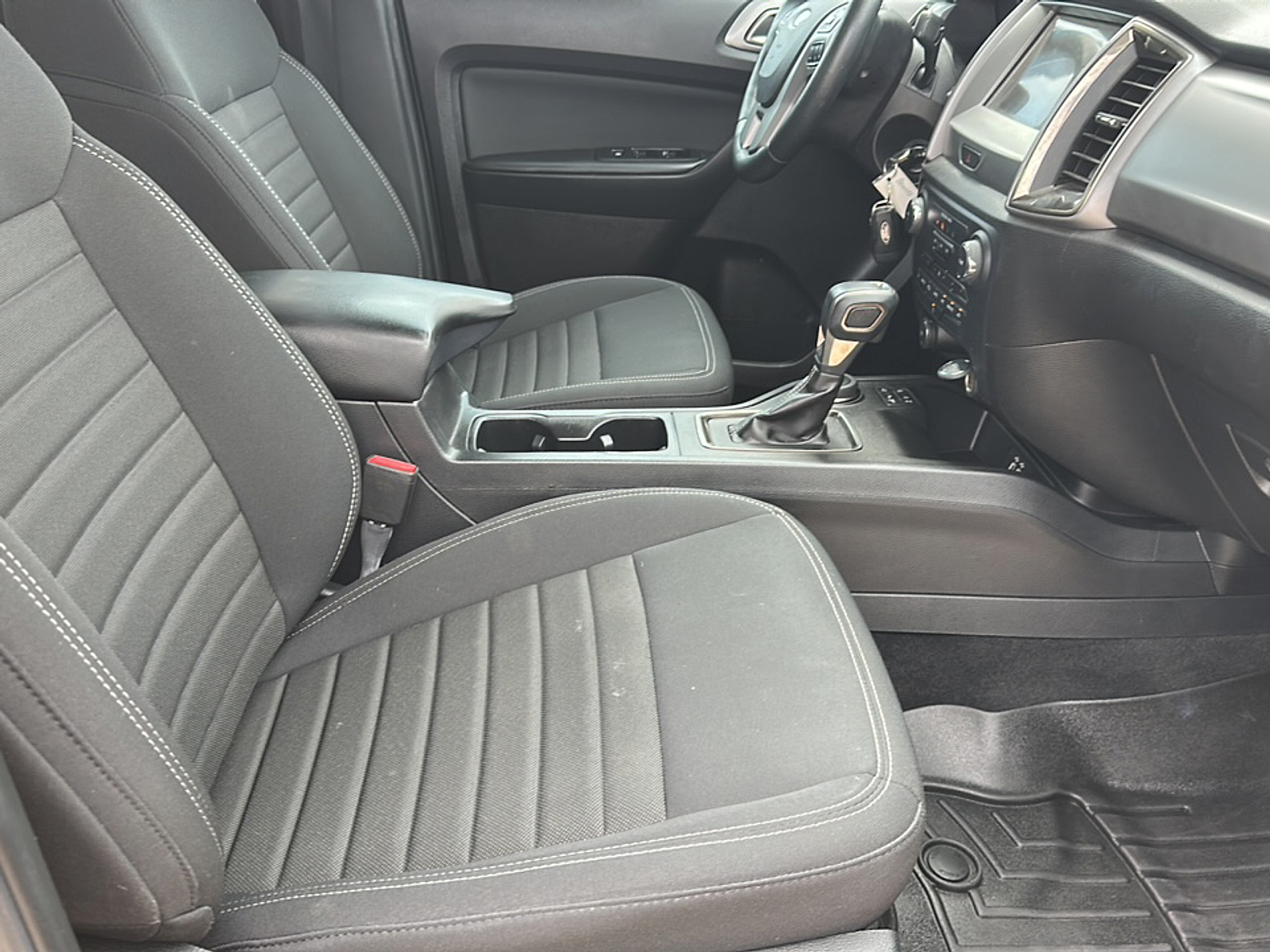 Used 2021 Orange Ford XLT image 21