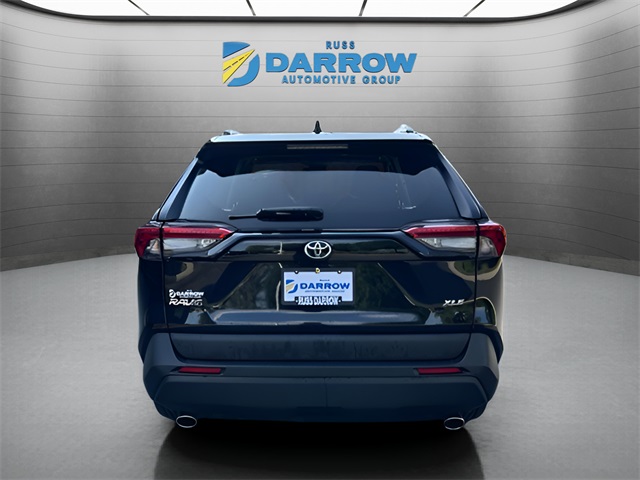 2023 Toyota RAV4 XLE photo 3