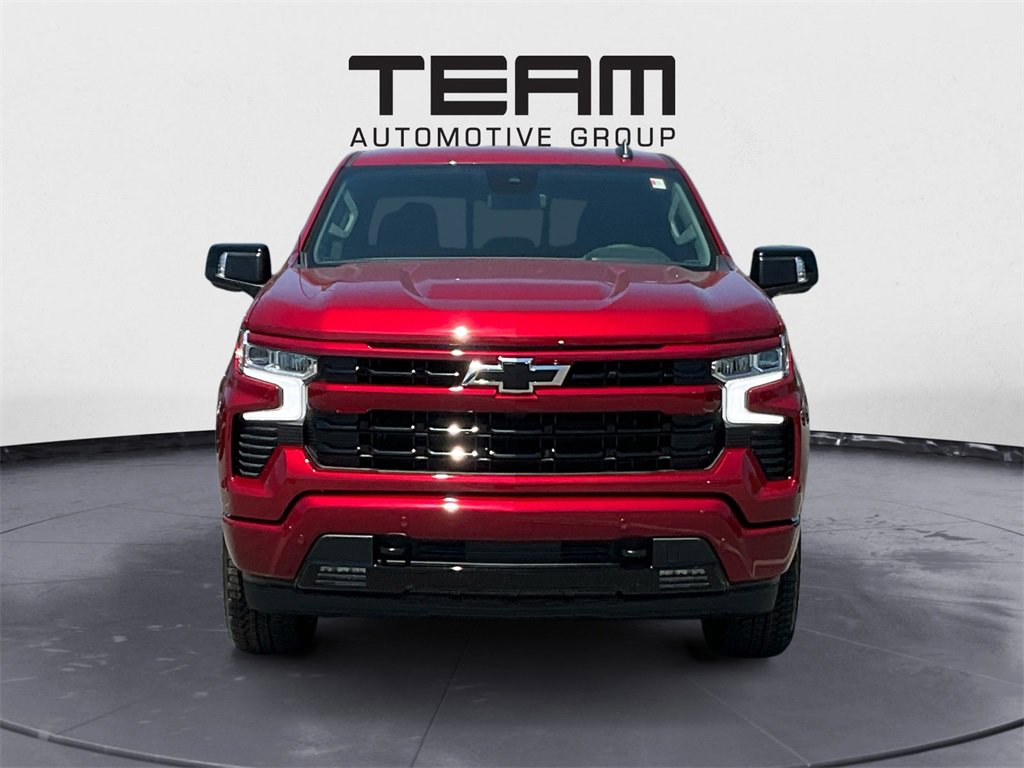 2025 Chevrolet Silverado 1500 RST photo 2