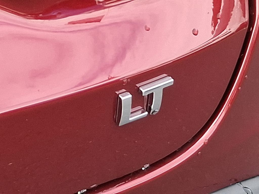 2025 Chevrolet Trax LT photo 10