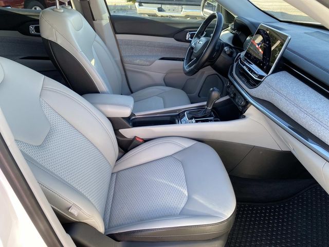 2022 Jeep Compass Latitude photo 21