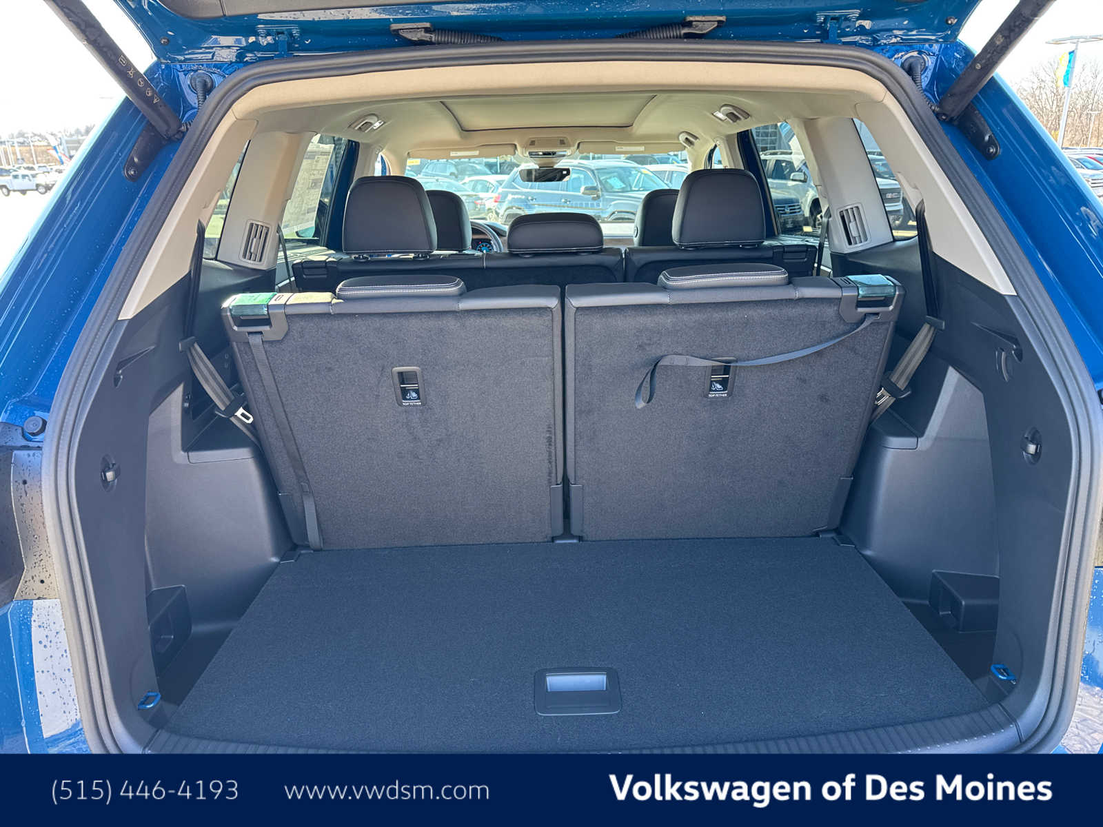 2025 Volkswagen Atlas SE Technology photo 18