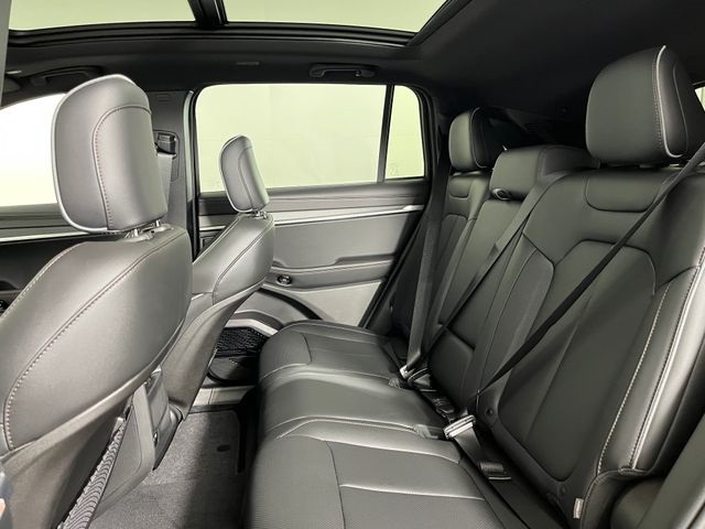 2025 Jeep Wagoneer S Limited photo 4