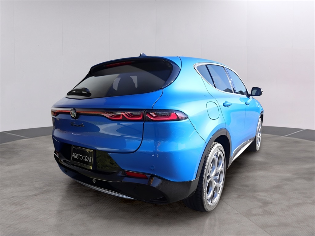 2024 Alfa Romeo Tonale Ti photo 4