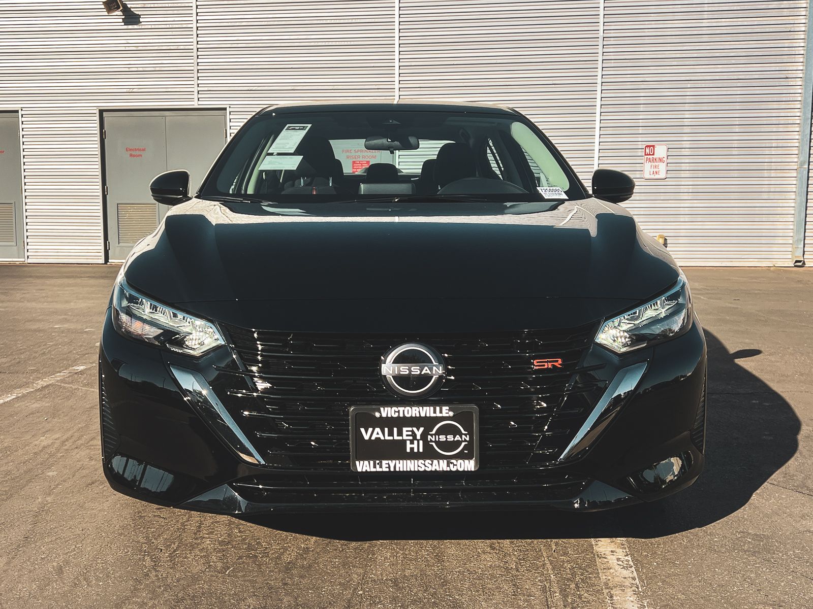 2025 Nissan Sentra SR Midnight Edition photo 4