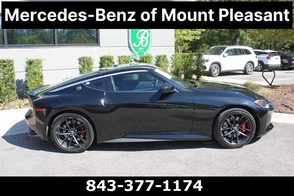 2025 Nissan Z Performance photo 2