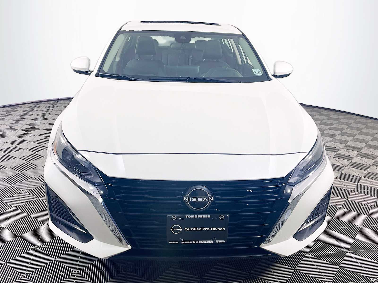 2023 Nissan Altima 2.5 SV photo 2