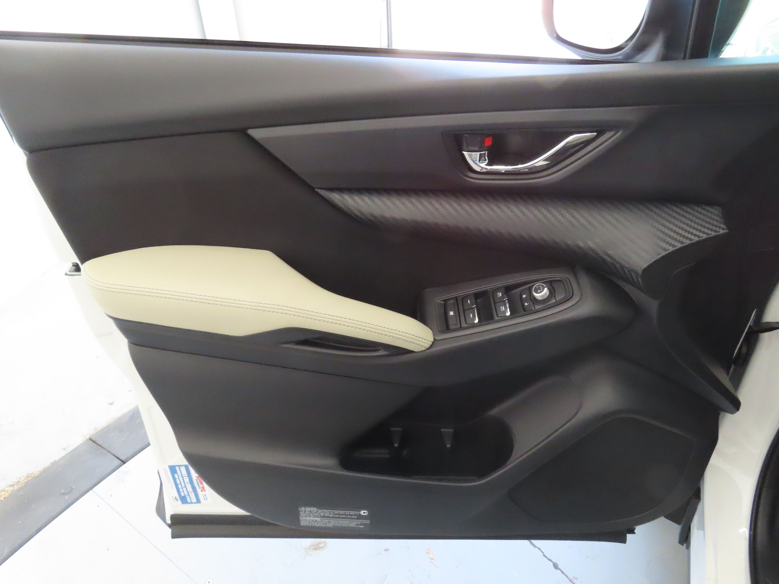 2025 Subaru Ascent Premium photo 9