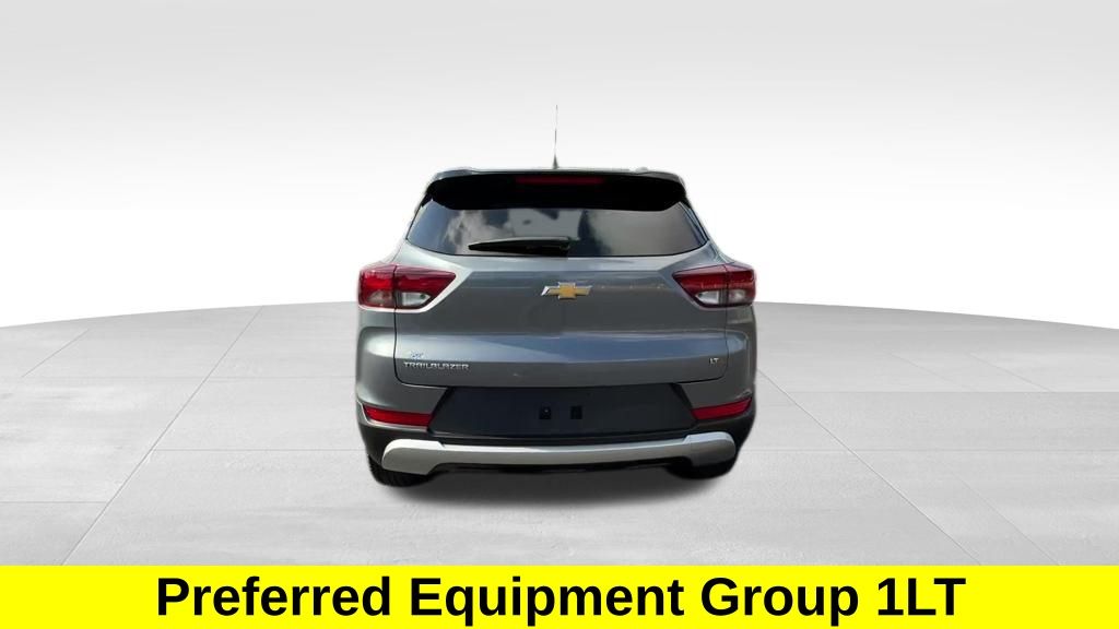 2022 Chevrolet Trailblazer LT photo 4