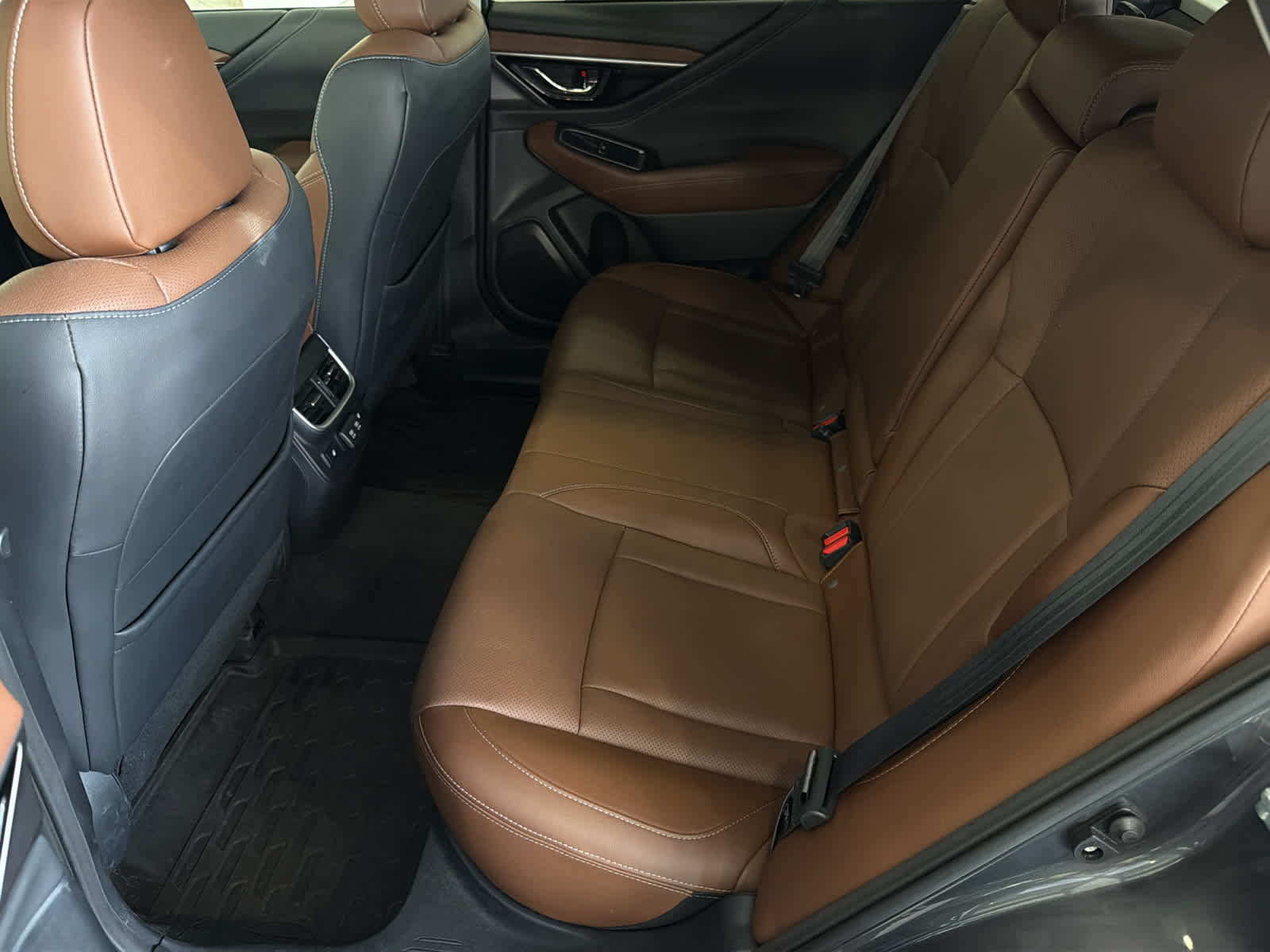 2022 Subaru Outback Touring XT photo 15