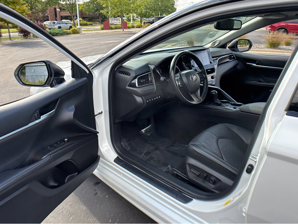 2024 Toyota Camry XSE V6 photo 2