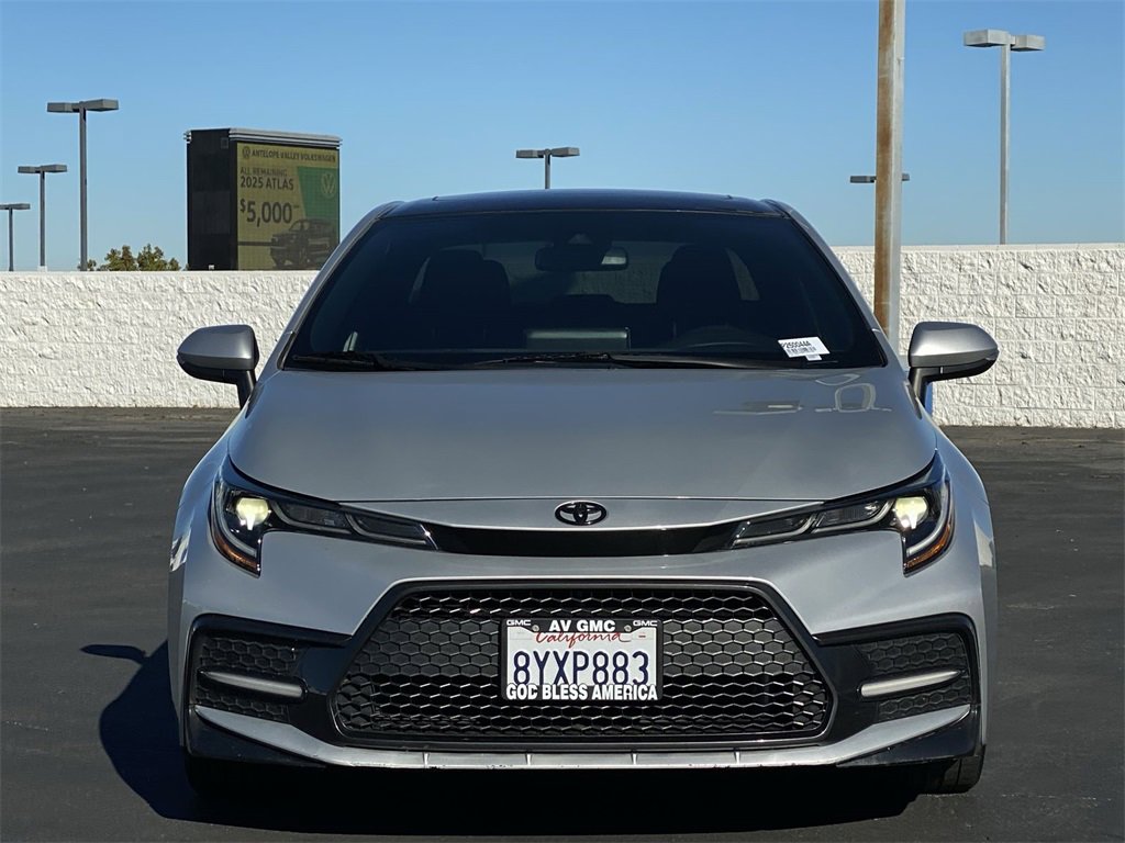 2022 Toyota Corolla SE photo 2