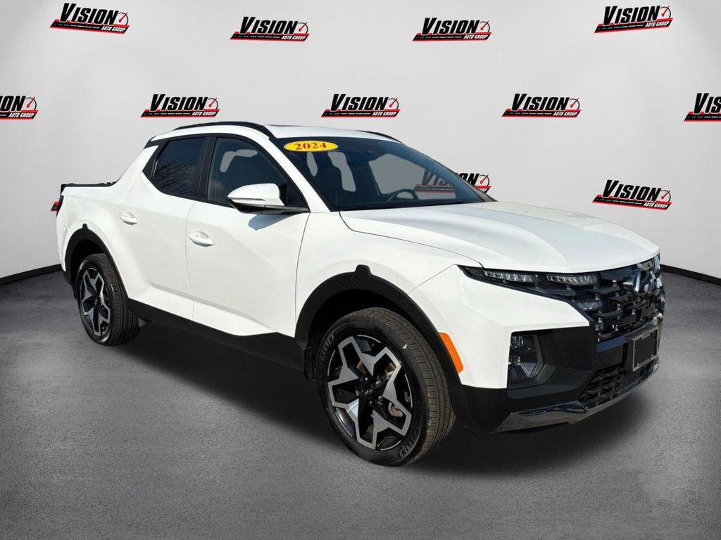 2024 Hyundai Santa Cruz Limited photo 3