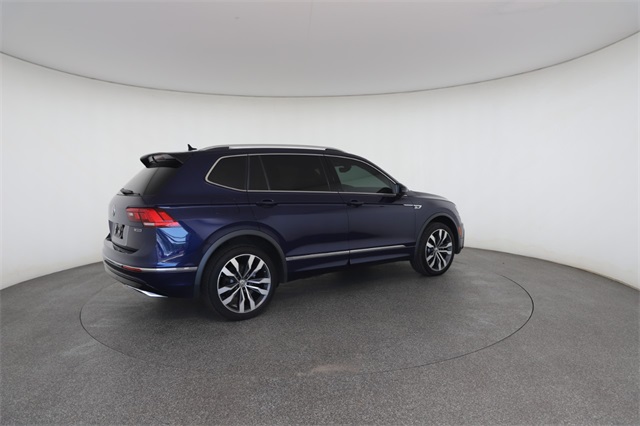 2021 Volkswagen Tiguan SEL Premium R-Line photo 17