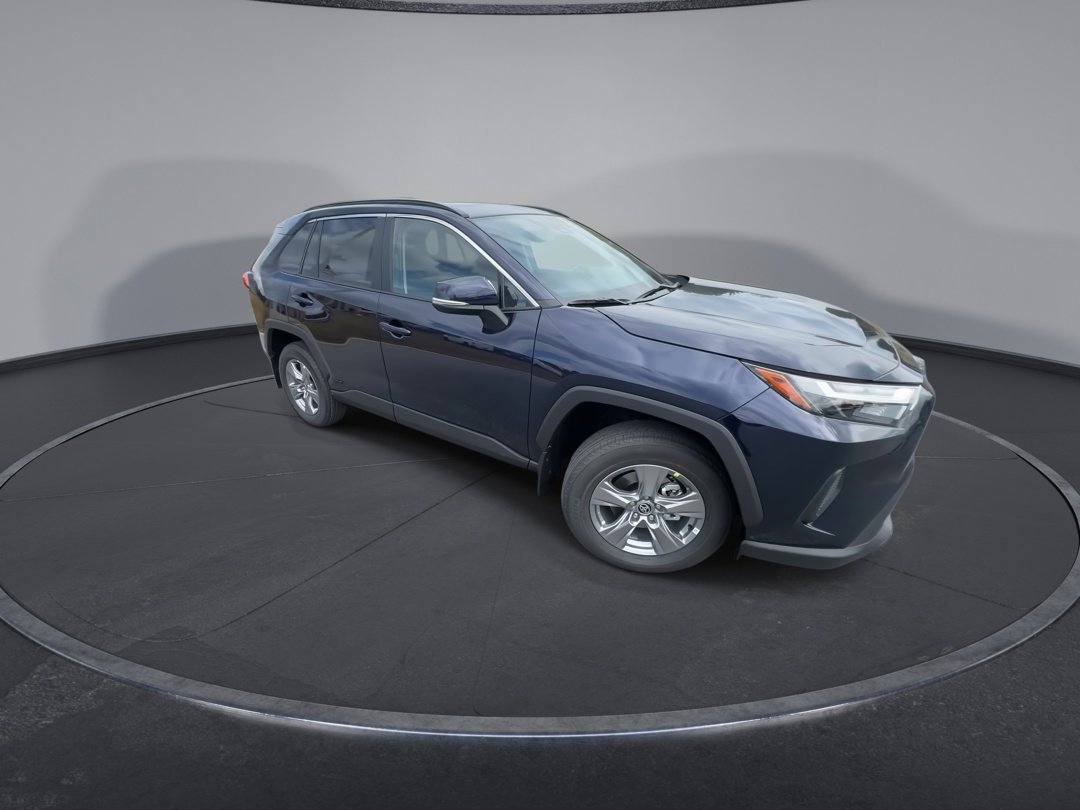 2025 Toyota RAV4 Hybrid XLE photo 2
