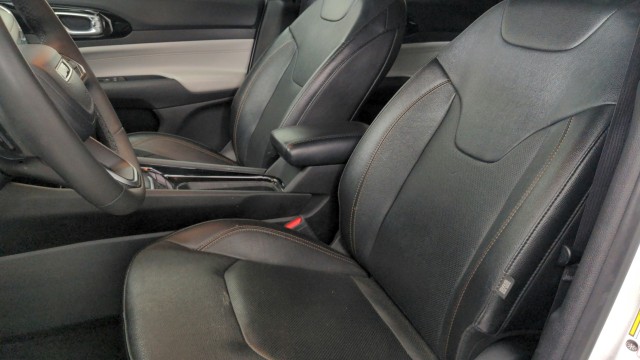 Used 2023 WHITE Jeep Limited image 15