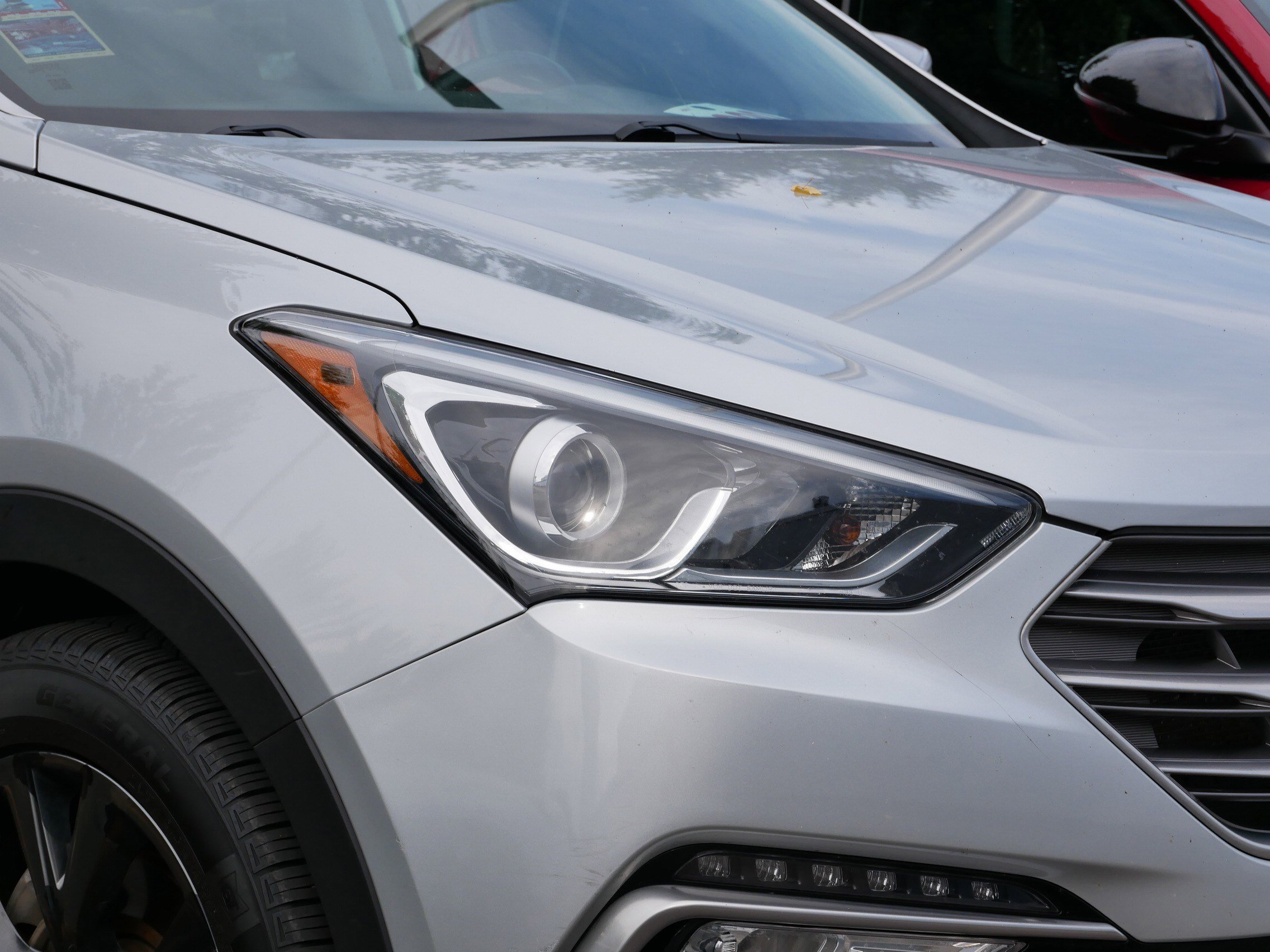 2017 Hyundai Santa Fe Sport 2.0T Ultimate photo 2