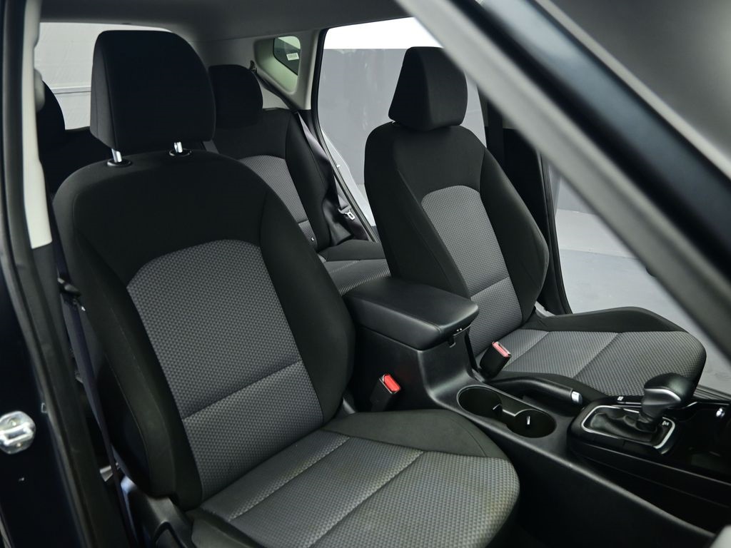 2022 Kia Soul LX photo 13