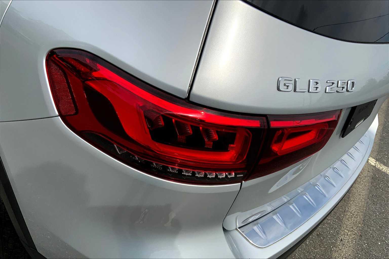 2023 Mercedes Benz GLB 250 4MATIC photo 26