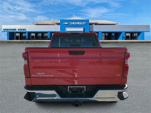 2025 Chevrolet Silverado LT photo 4