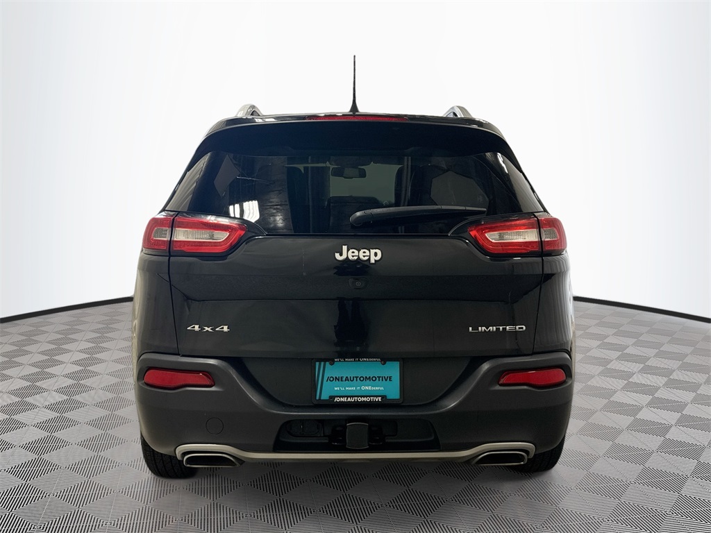 2016 Jeep Cherokee Limited photo 11