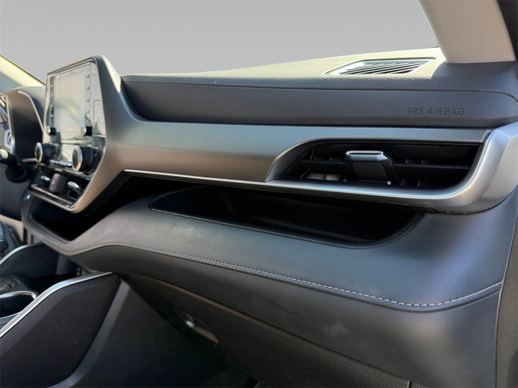 2022 Toyota Highlander XLE photo 21