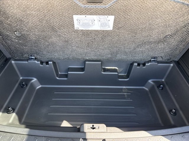 2022 Chevrolet Traverse Leather photo 41