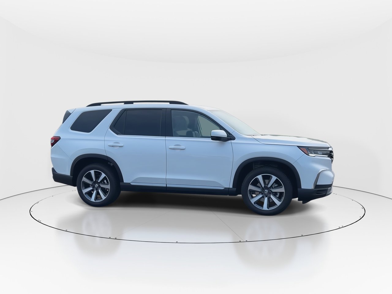 2025 Honda Pilot Touring photo 9