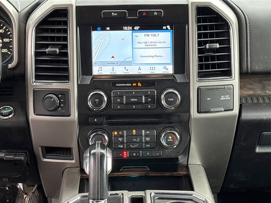 2018 Ford F-150 Lariat photo 16