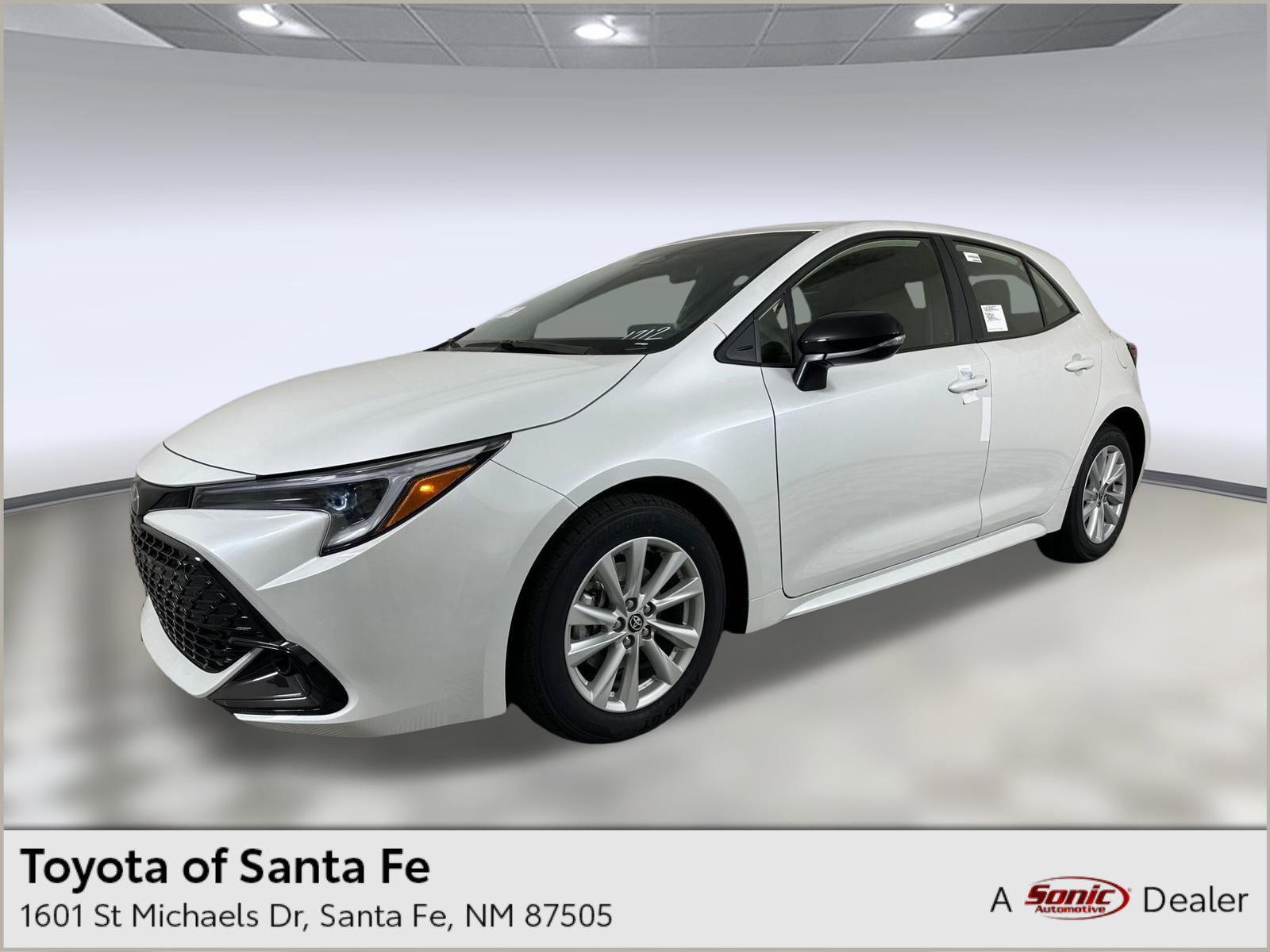 2026 Toyota Corolla Hatchback SE's photo