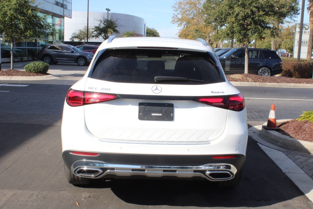 2023 Mercedes Benz GLC 300 4MATIC photo 4