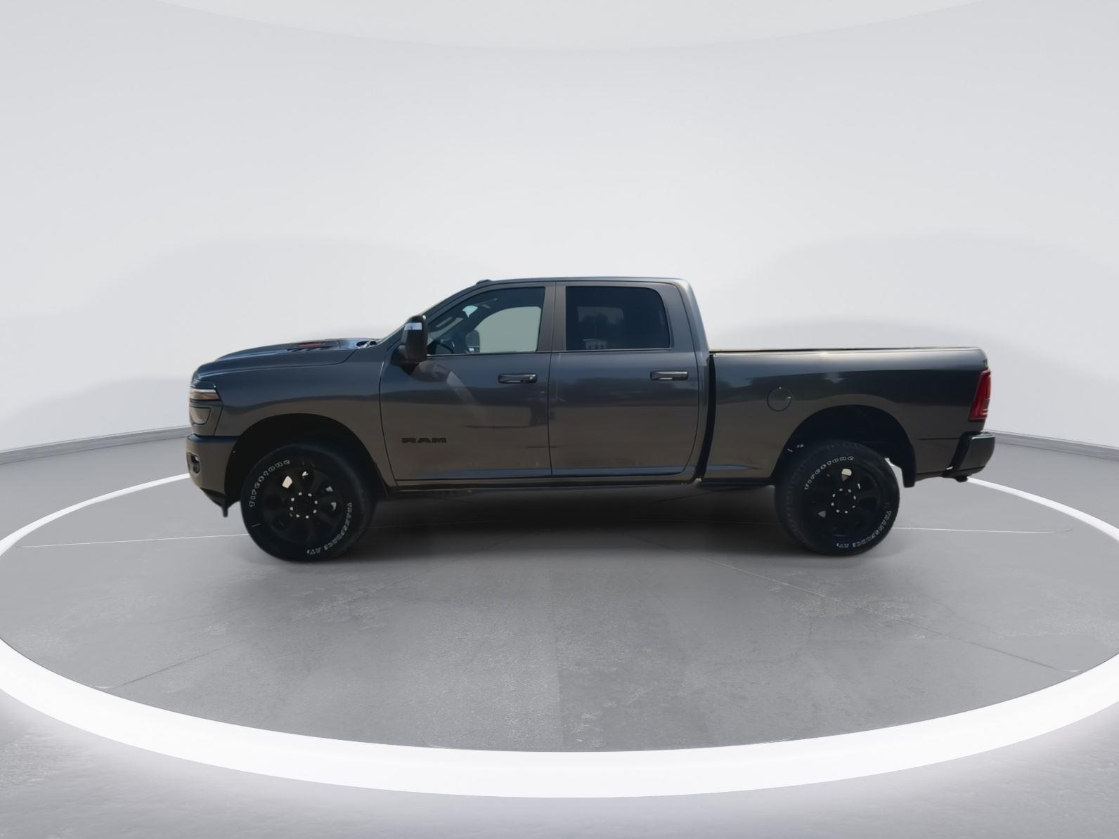 2025 Ram 2500 Laramie photo 4