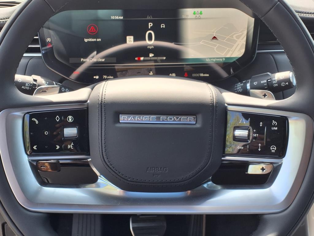 2025 Land Rover Range Rover SE photo 9