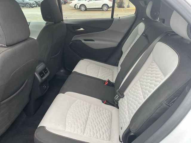 2020 Chevrolet Equinox LT photo 4