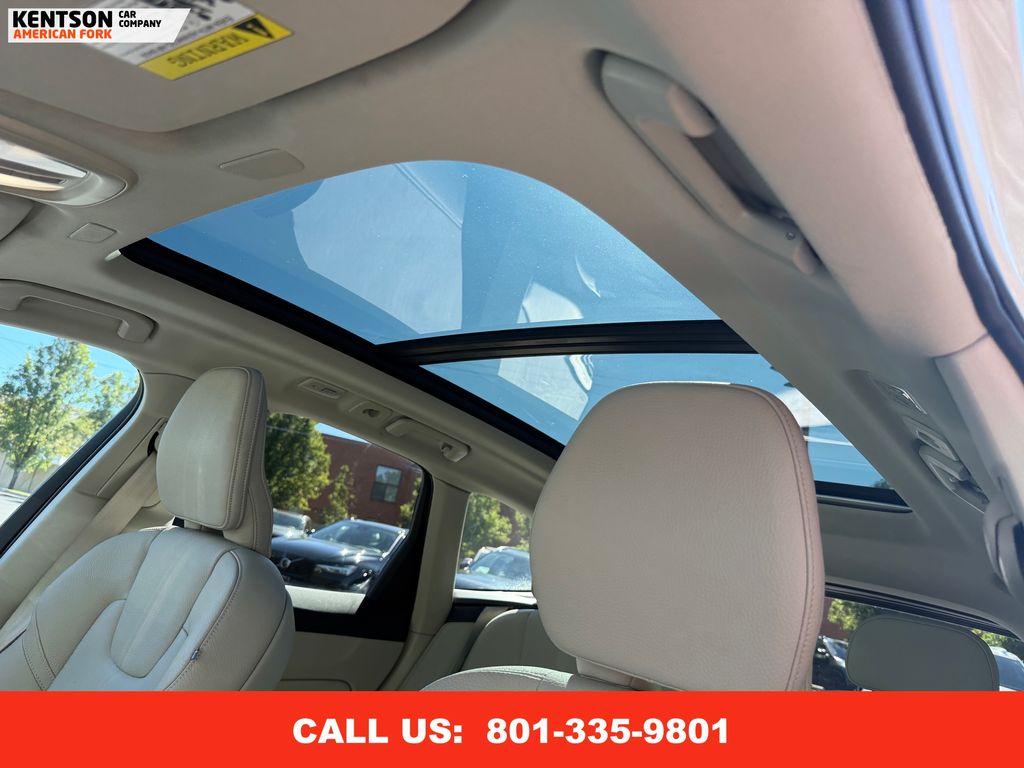 2024 Volvo XC60 Core photo 24
