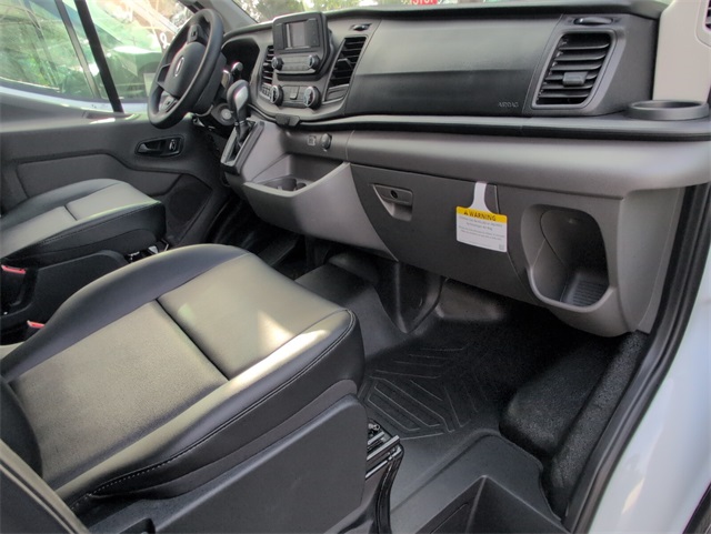 2025 Ford Transit Cargo Van photo 4