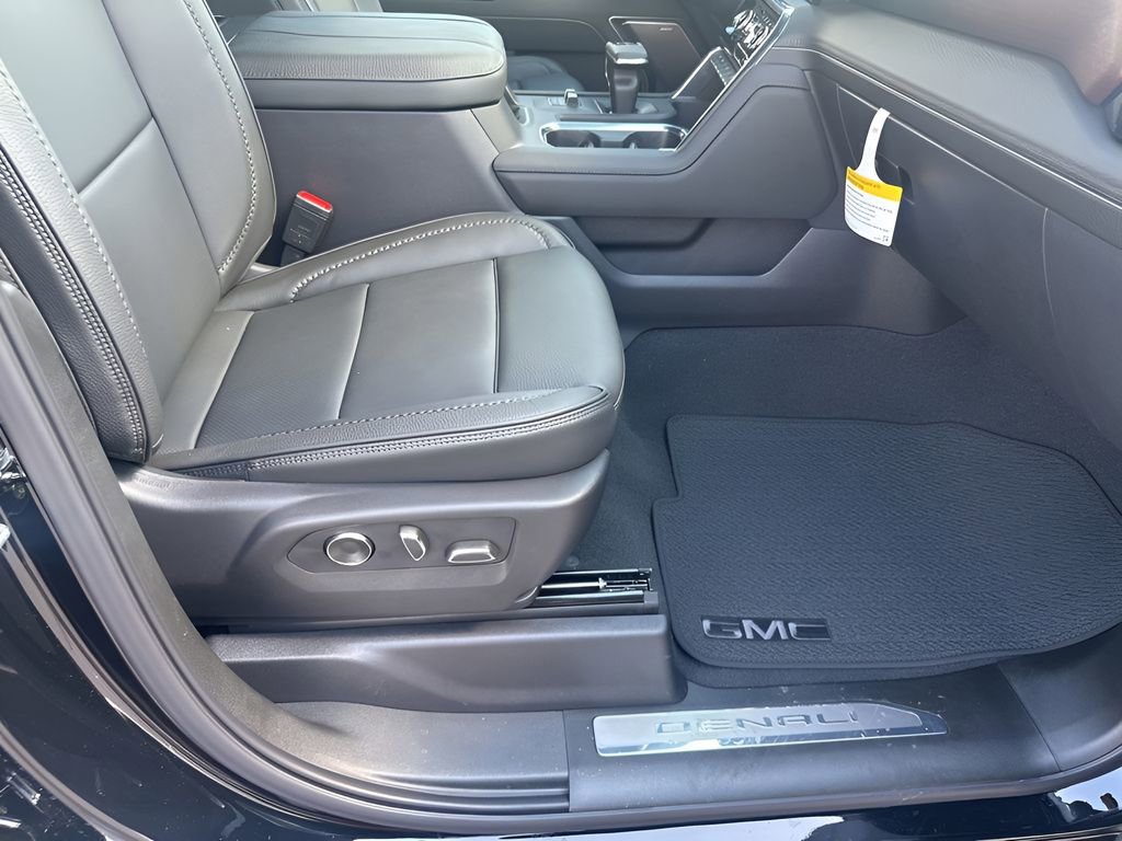 2025 Gmc Sierra 1500 Denali photo 16