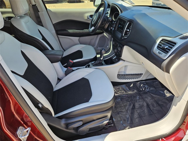 2020 Jeep Compass Latitude photo 23