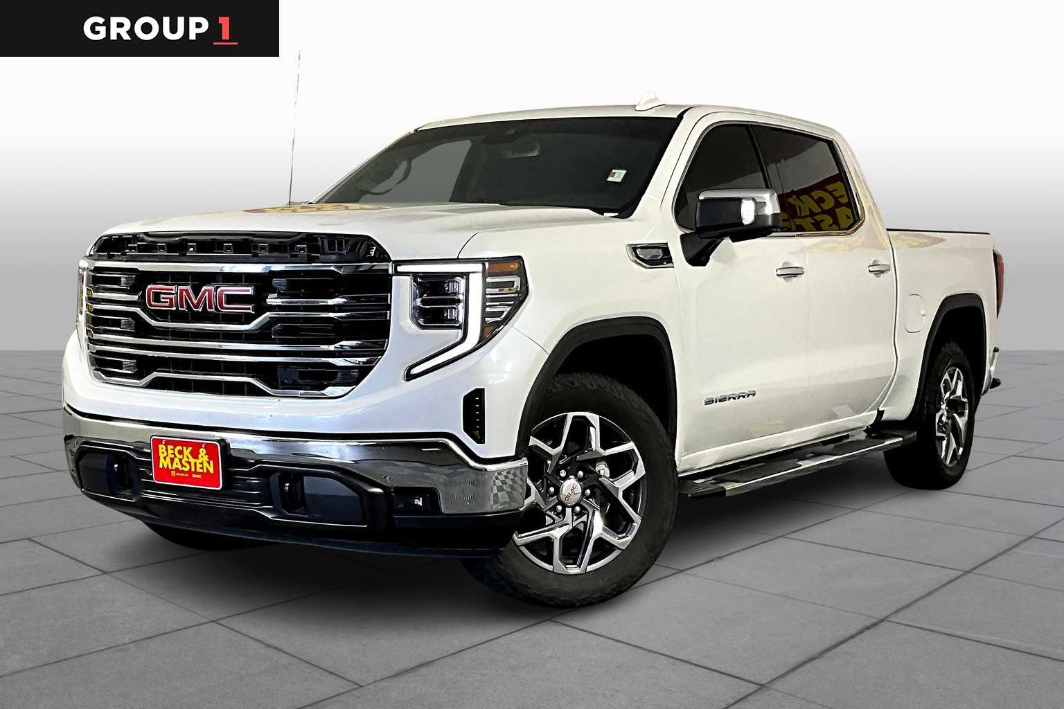 2023 GMC Sierra 1500 SLT's photo