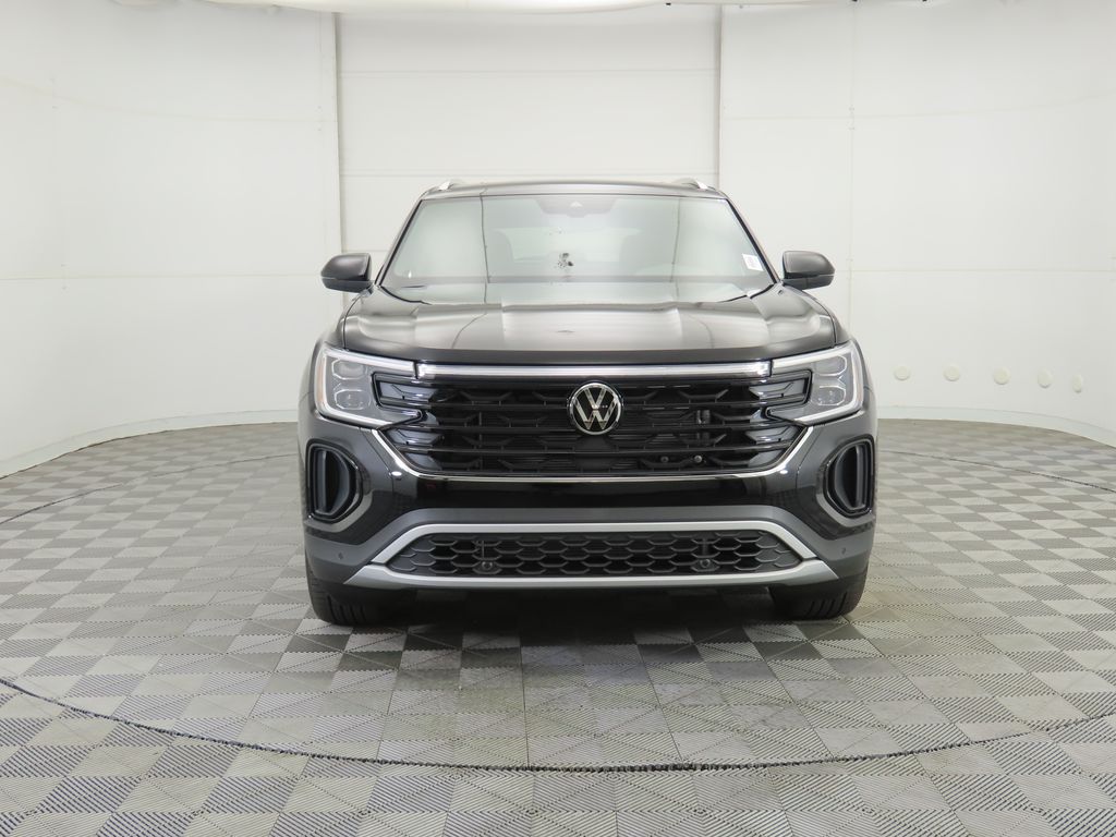 2026 Volkswagen Atlas Cross Sport SE Technology photo 2