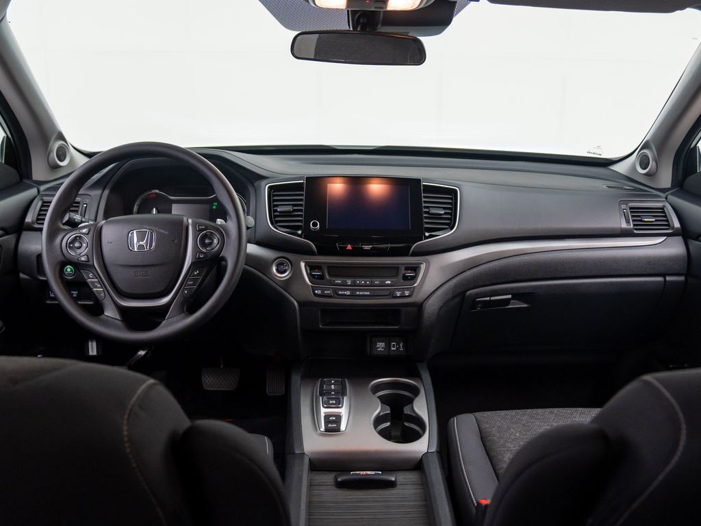 2023 Honda Ridgeline Sport photo 9