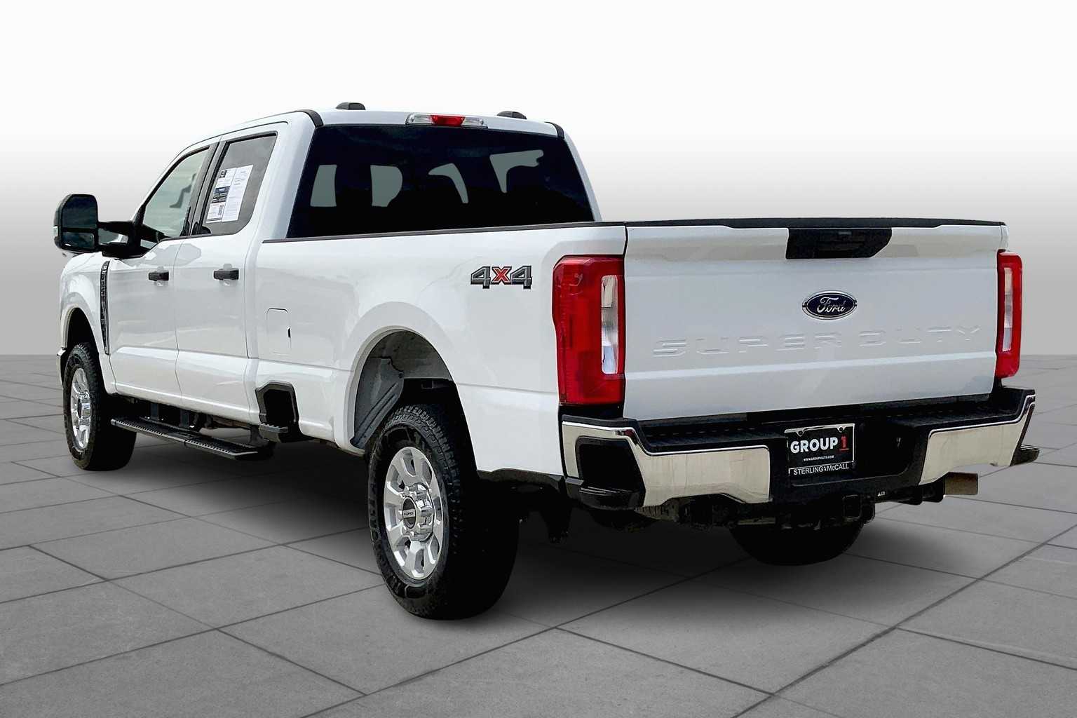 2024 Ford F-250 XLT photo 11