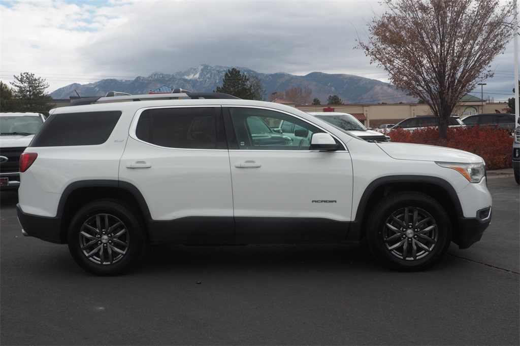 2017 Gmc Acadia SLT photo 3