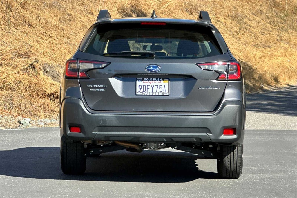 2023 Subaru Outback 2.5i photo 5