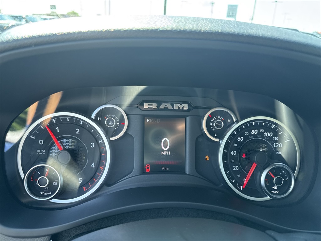 2025 Ram 4500 Tradesman photo 15