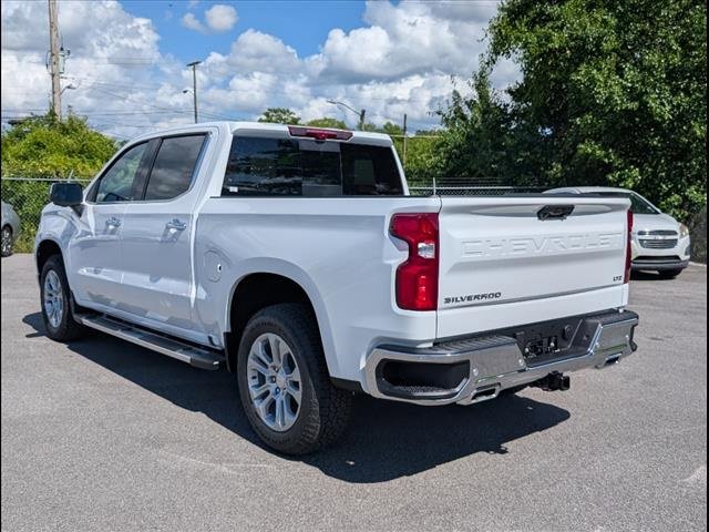 2025 Chevrolet Silverado 1500 LTZ photo 5