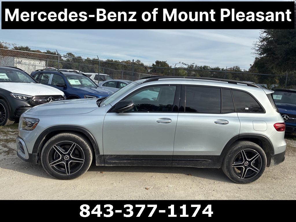 2025 Mercedes Benz GLB 250 photo 3