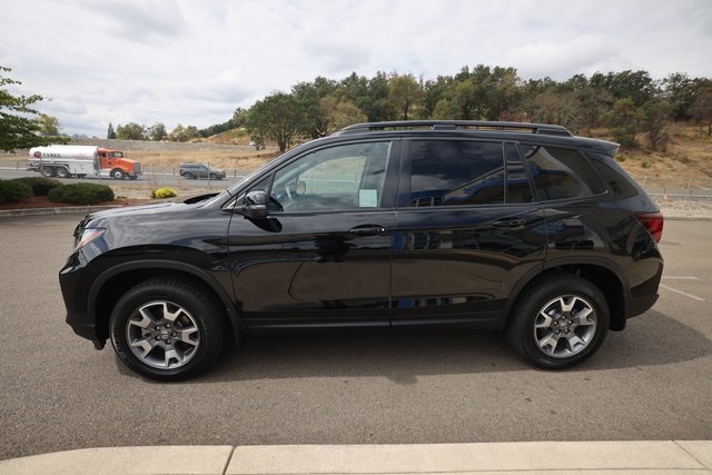 2022 Honda Passport TrailSport photo 6