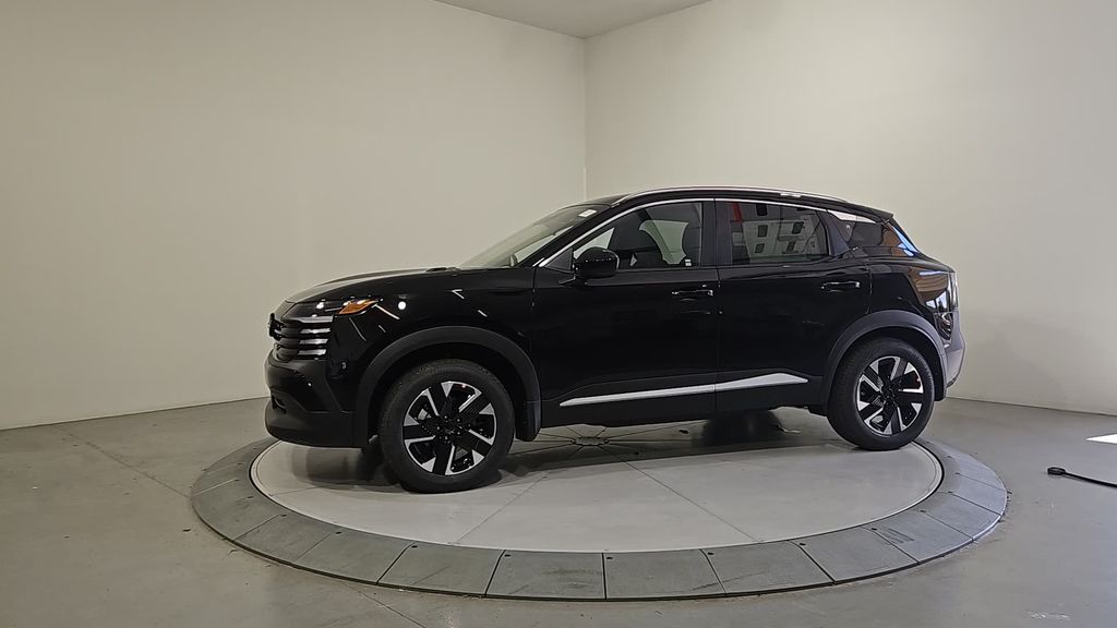 2025 Nissan Kicks SV photo 2